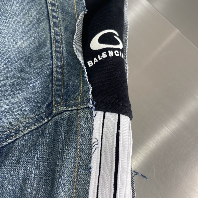 Ba1en*iaga jeans